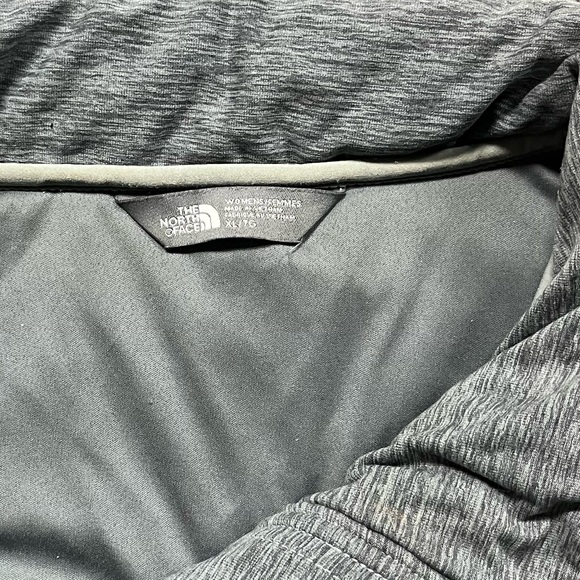 Grey North Face vest. Women’s size XL. - Picture 2 of 3